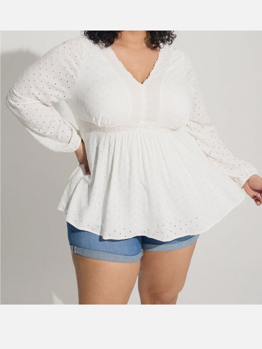 NWT Torrid Long-sleeve Babydoll White Eyelet Top Size 1